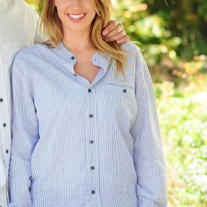 Chemise en lin rayé femme face