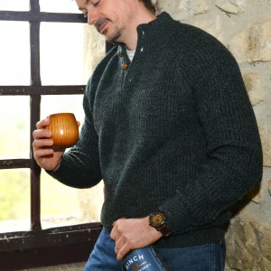 Pull en mail bleu pour homme front ext