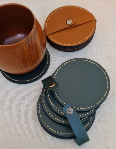 Sous-verres en cuir