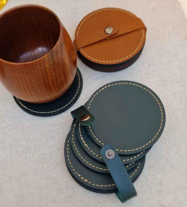 Sous-verres en cuir