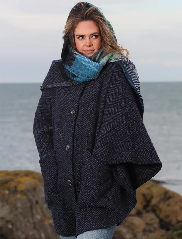 Cape en laine Tina Killybegs Indigo hood