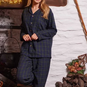Pyjama en flanelle à carreaux tartan vert femme front
